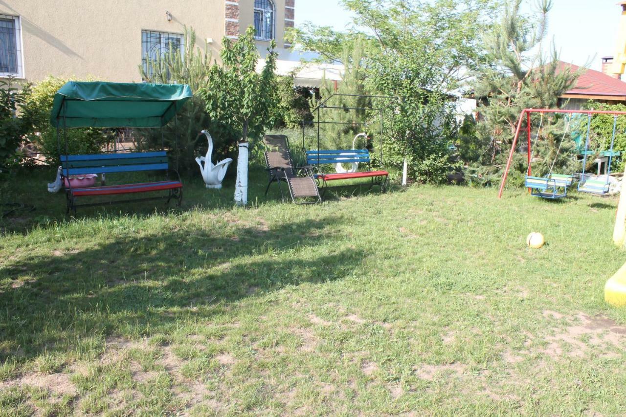 Sea house Guest House Санжийка Екстериор снимка