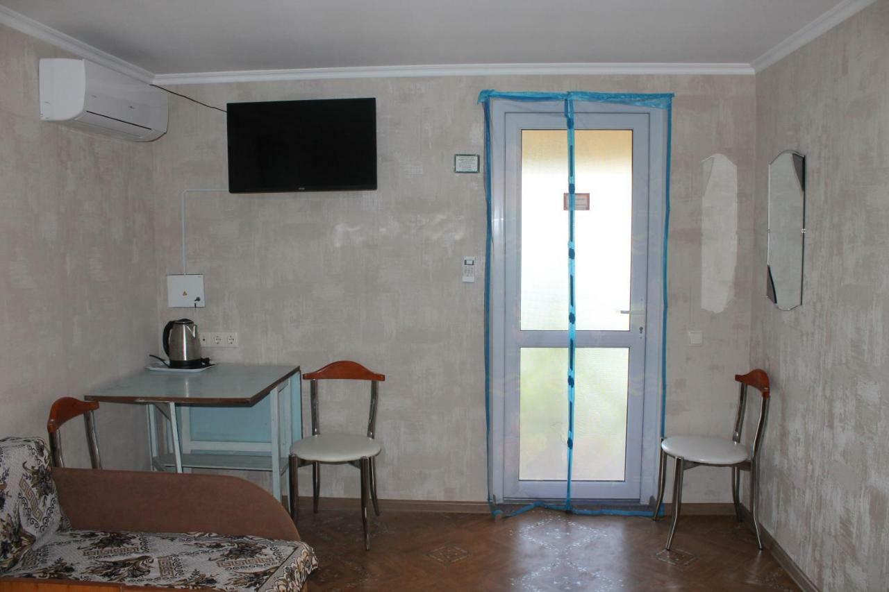 Sea house Guest House Санжийка Екстериор снимка